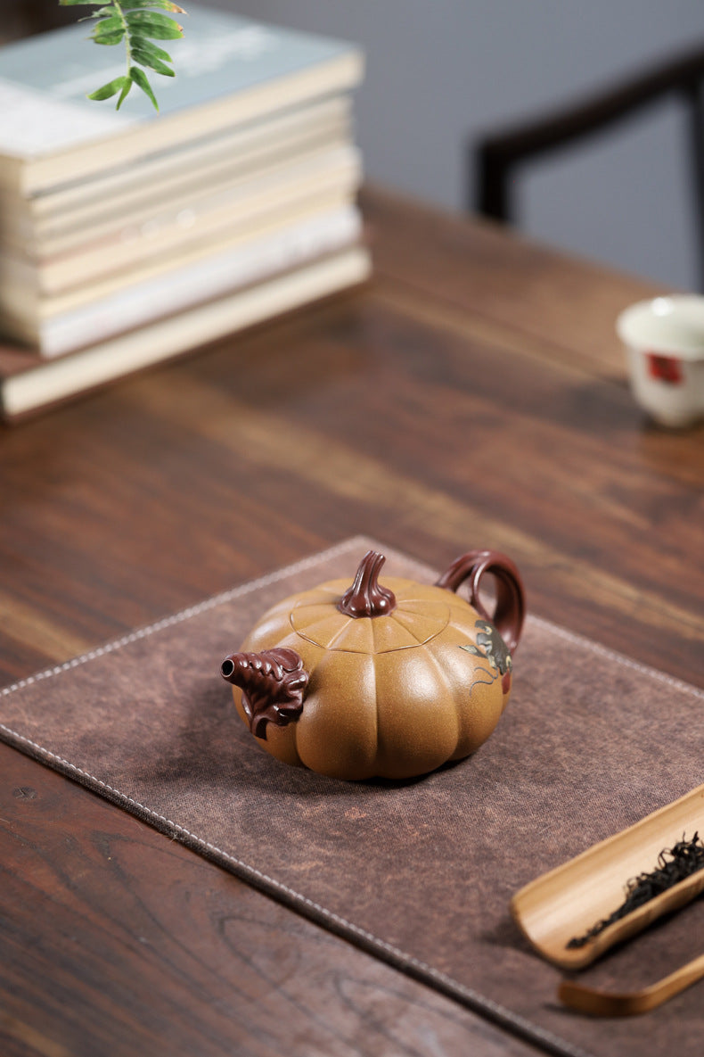 Duan Ni Teapot - Appliqué Pumpkin Form