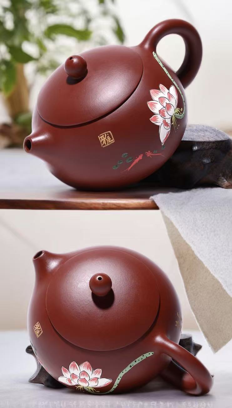 Da Hong Pao Xishi  Teapot - Lotus Relief